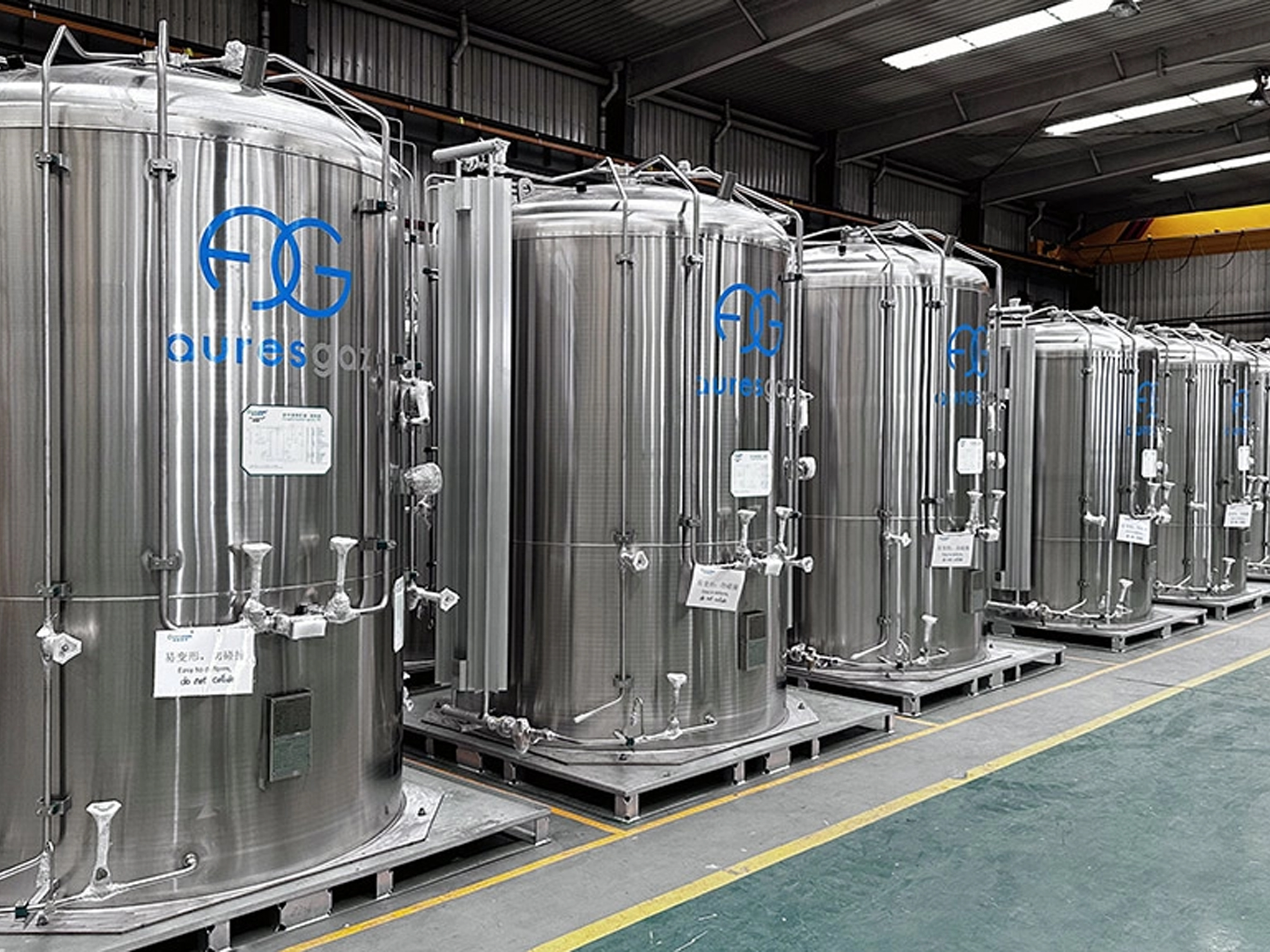 High-efficiency cryogenic filling system.jpg